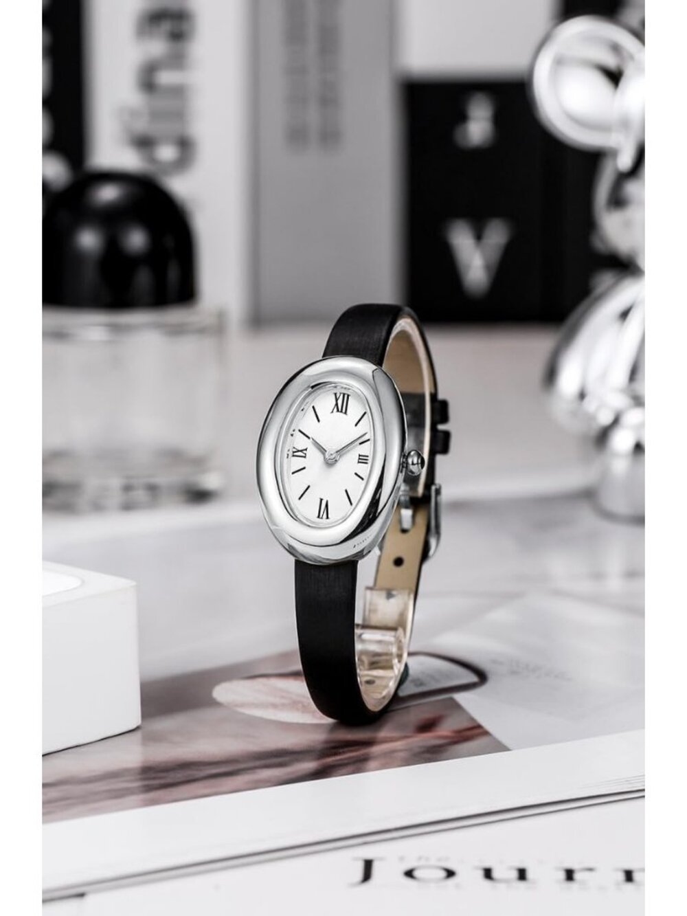 Women's Silver Black Analog Quartz Elegant Dial Bangle Vintage Bracelet Watch - Picture 5 of 6